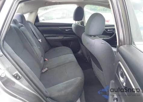 2015 Nissan Altima 2.5 Sv z USA, uszkodzony, nr VIN 1N4AL3AP4FC248905